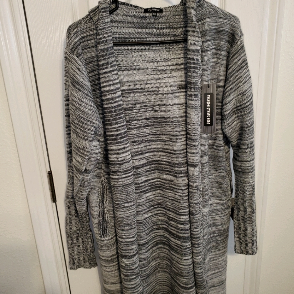 Mens carnage with hoodie